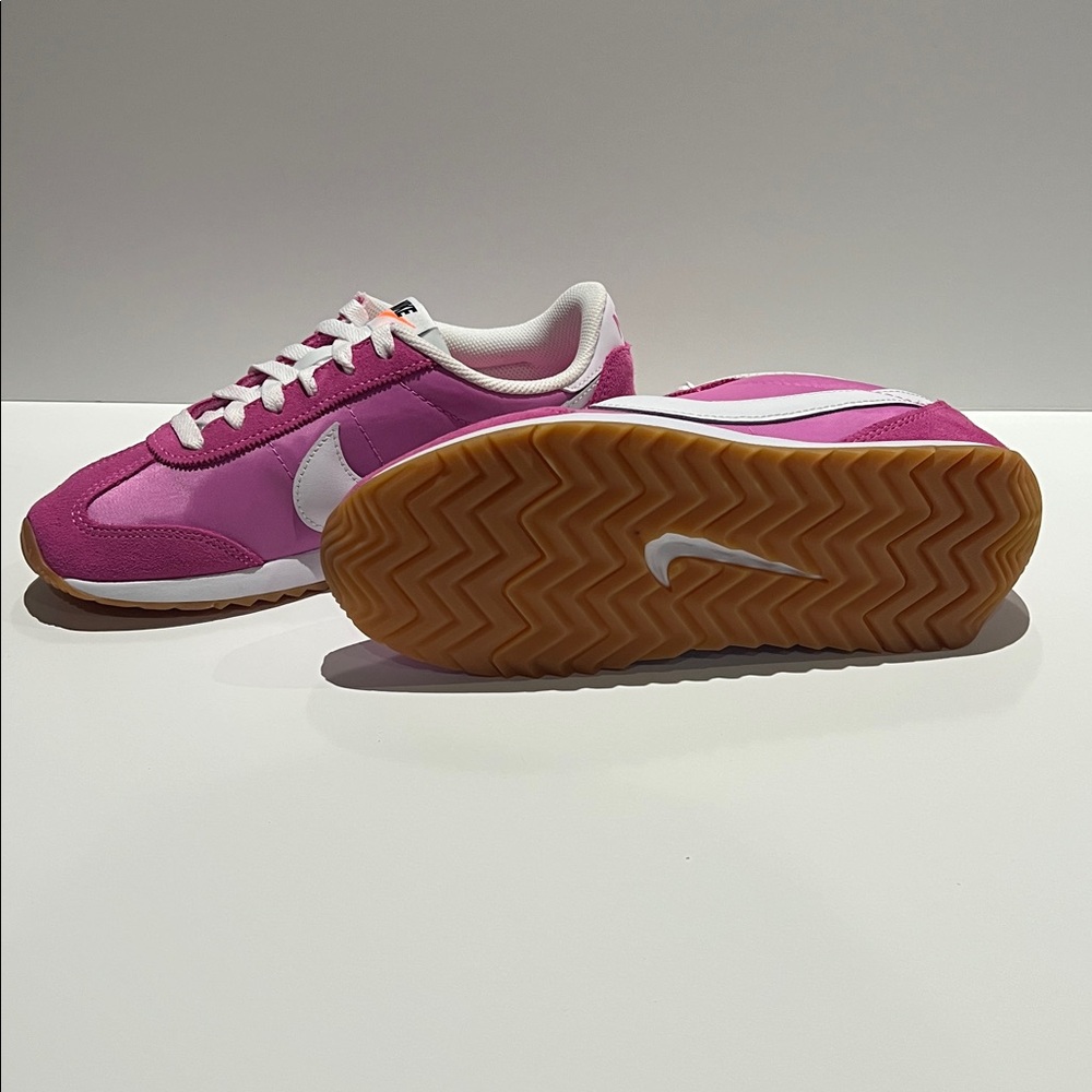 Nike Women's Fuchsia and White Sneakers - Picture 4 of 6